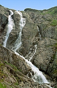 Tatry, lato, Dolina Roztoki i prog stawianski, wodospad Siklawa