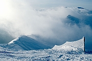 Tatry, zima, widok z Kasprowego Wierchu, Goryczkowa.. Turystyka, narty i narciarze.