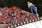Puchar Swiata w skokach Zakopane 18.01.2004. Lindstroem Veli-Matti FIN 26 miejsce.